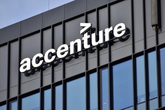 accenture is hiring